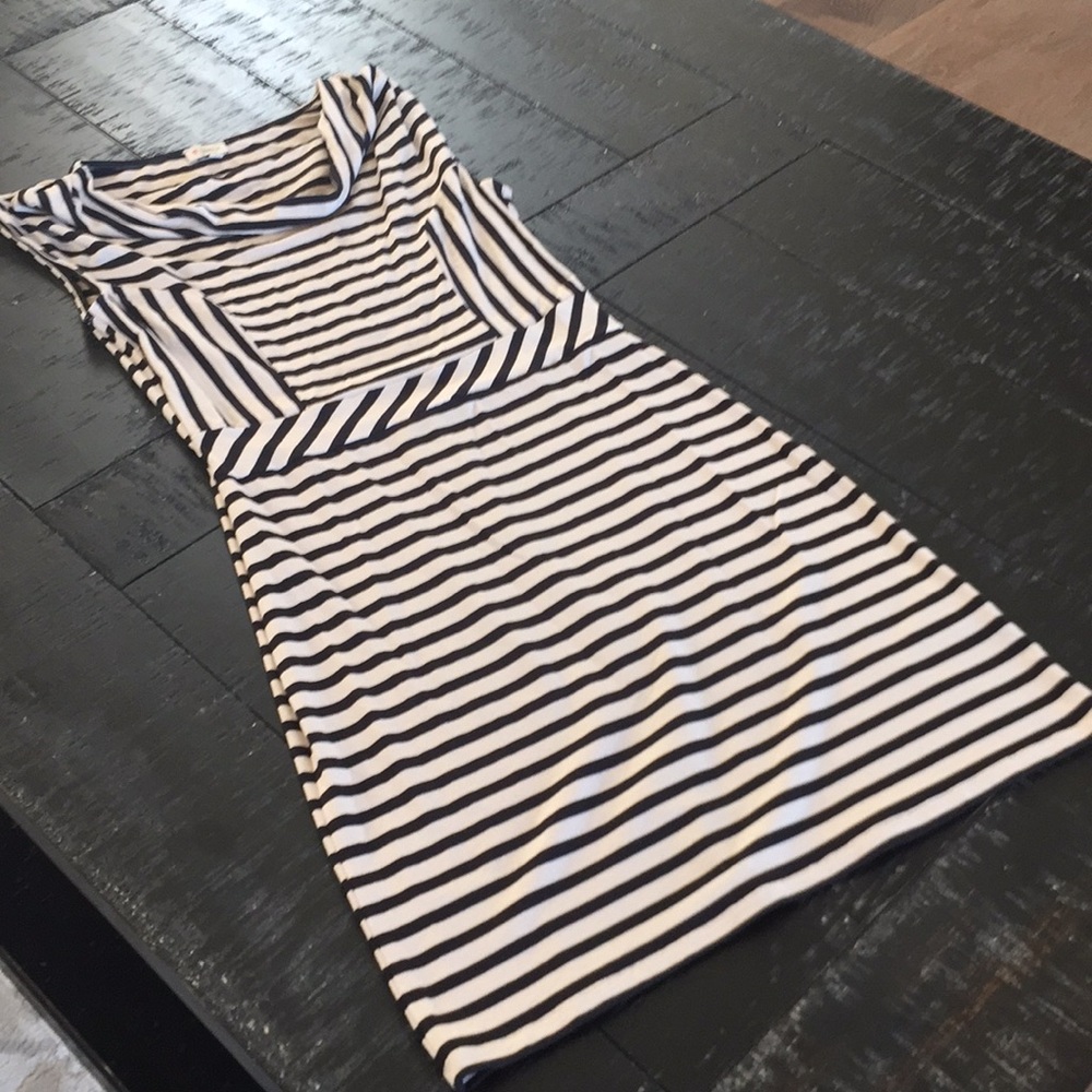 Striped dress by Cremieux. Size Xs.